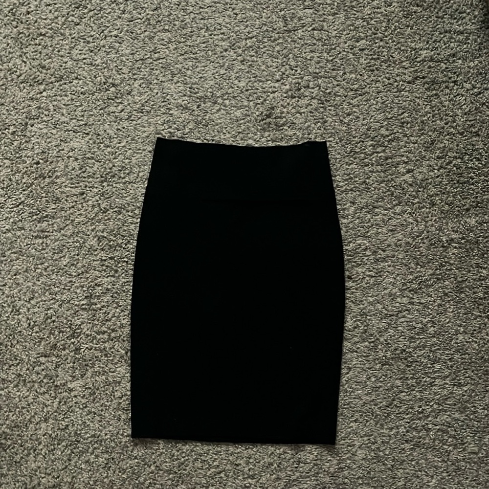 Black skirt